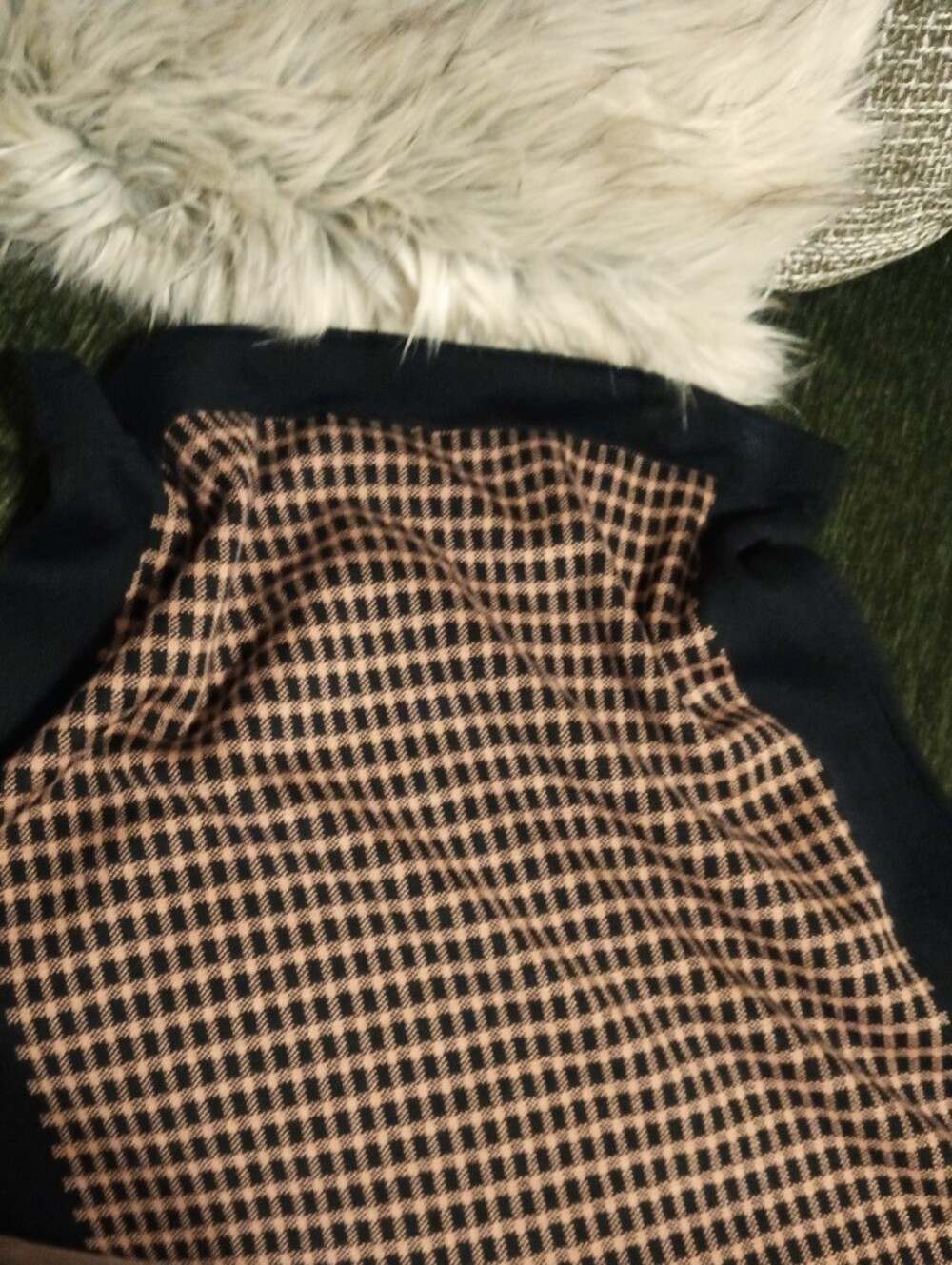 🫦Ash Mystery : NWOT TAN HOUNDSOOTH MIDI SKIRT - Picture 3 of 5